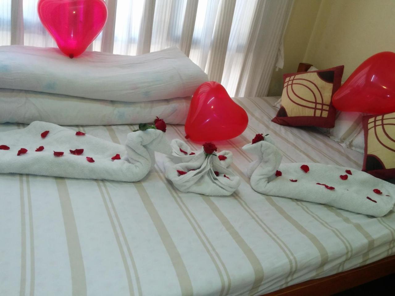 Looniva Guest House Lalitpur Exterior foto